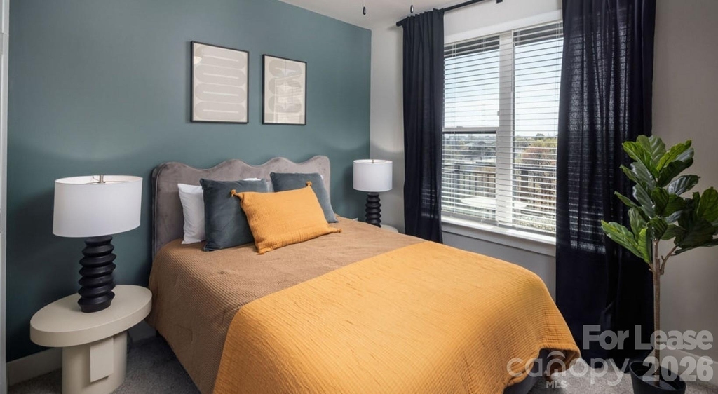 1015 N Alexander Street - Photo 25