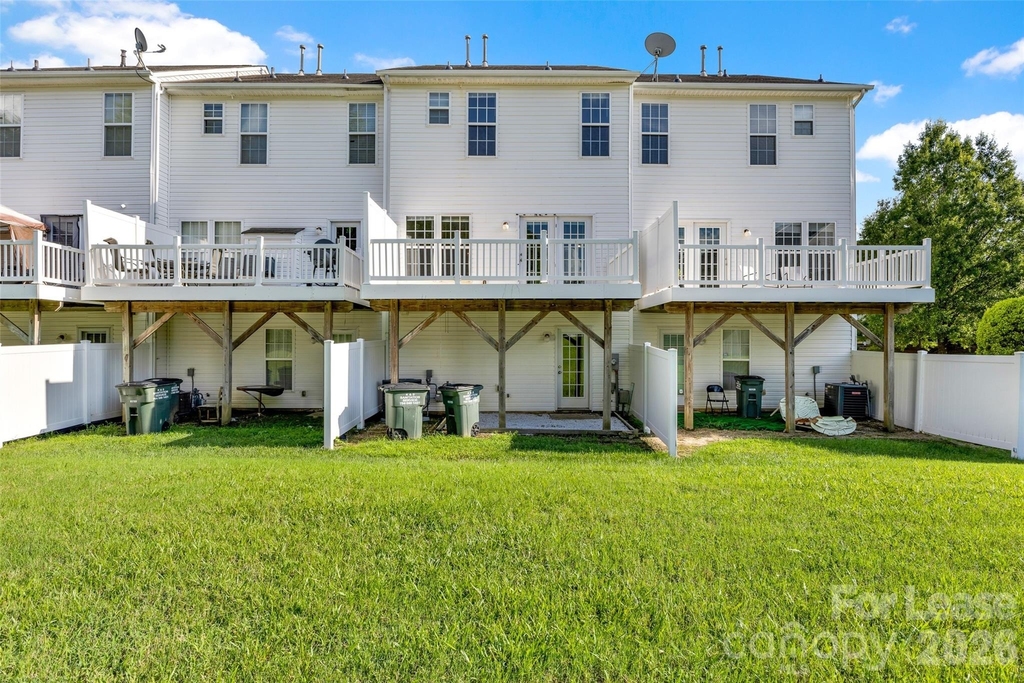 940 Tiger Lane - Photo 22