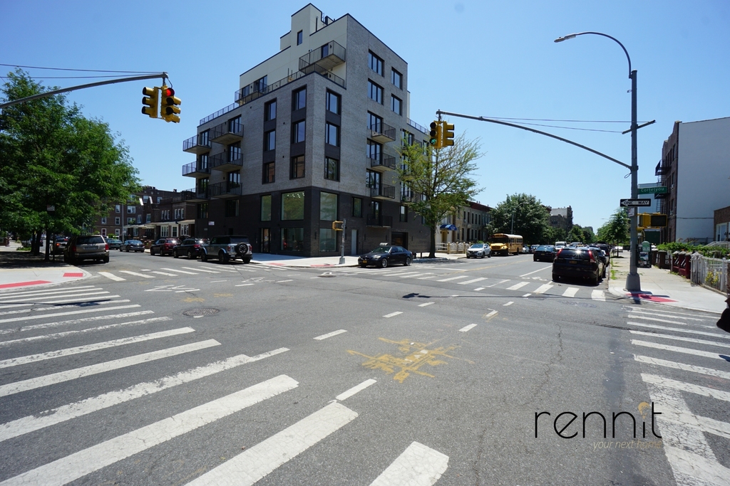 2404 Cortelyou Road - Photo 16