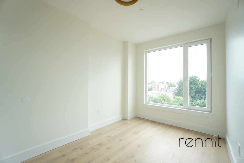 2404 Cortelyou Road - Photo 4