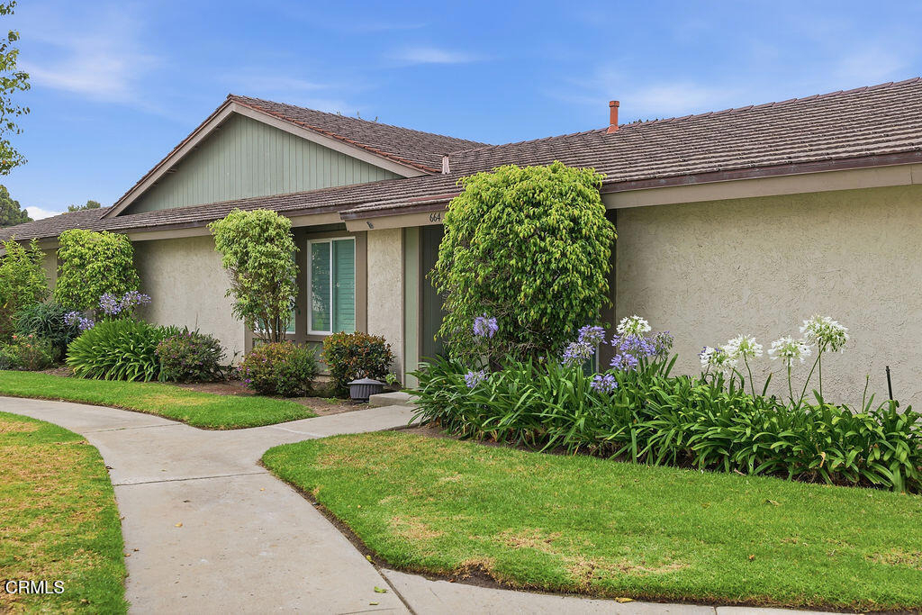 664 Holly Avenue - Photo 0