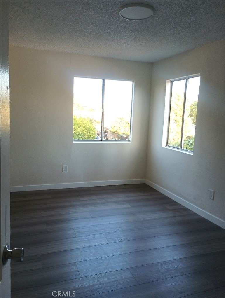 966 7th - Photo 2