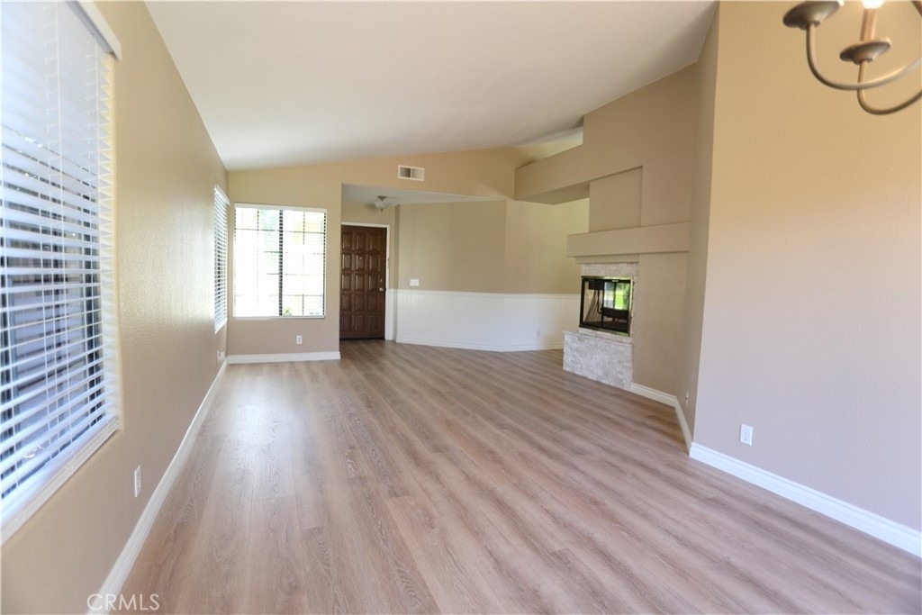 30288 Mersey Court - Photo 8