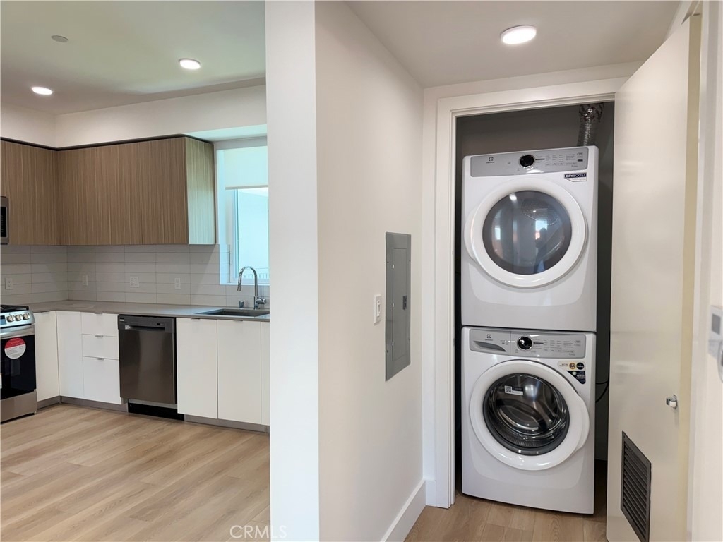 12078 Guerin Street - Photo 7