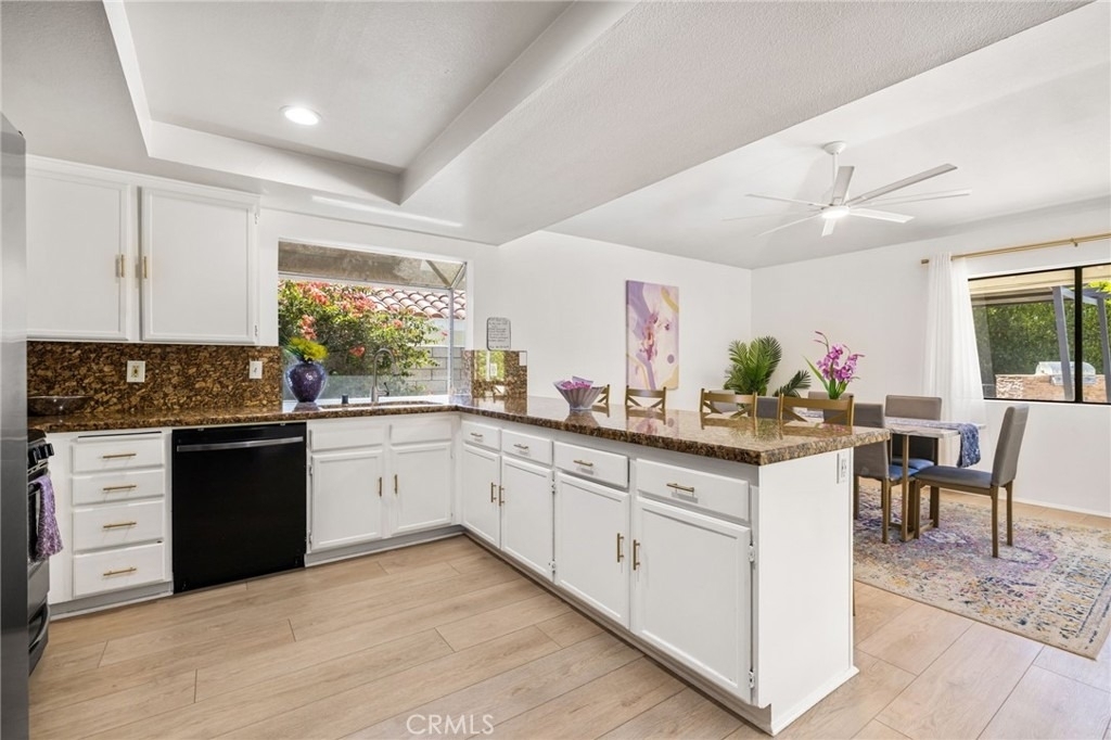 1489 E Francis Drive - Photo 9