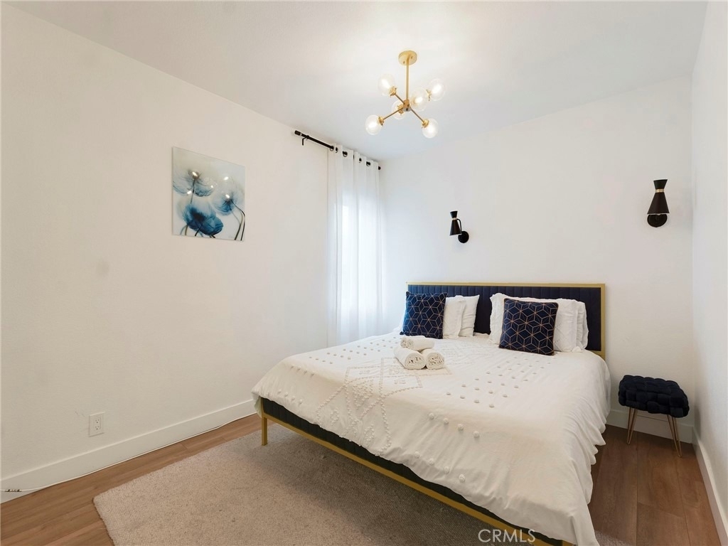 1021 E 65th Street - Photo 20