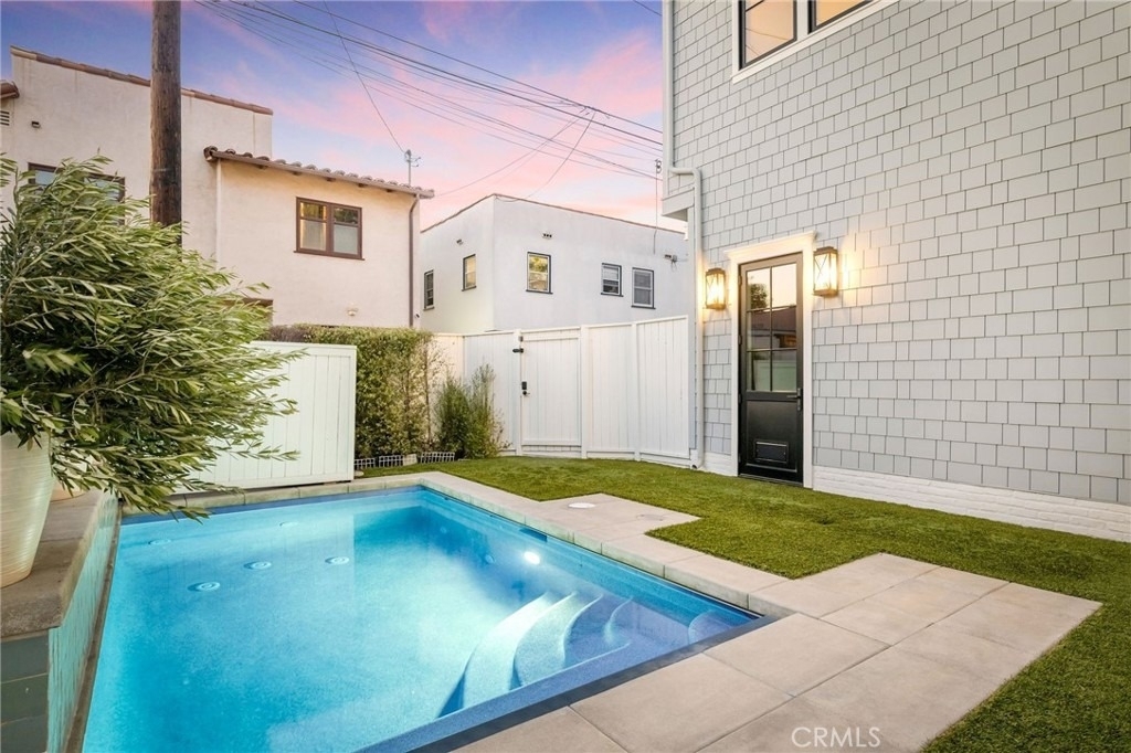 153 Granada Avenue - Photo 55