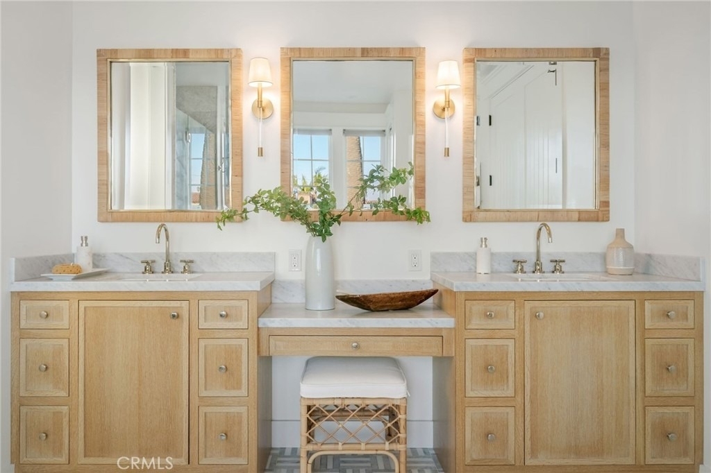 153 Granada Avenue - Photo 36