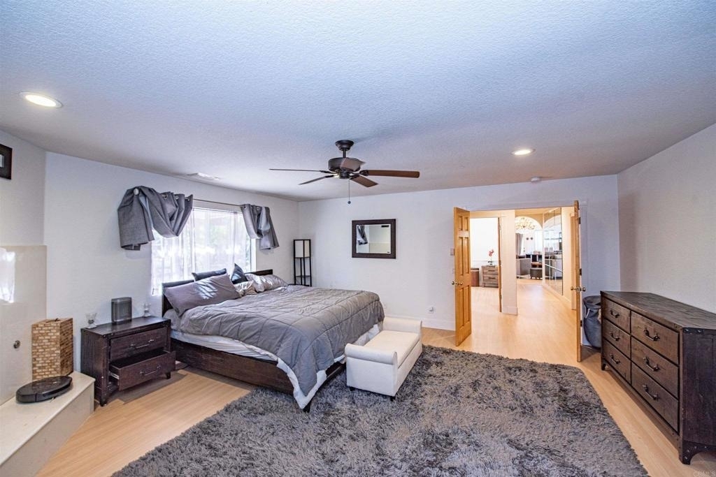 2715 S Centre City Parkway - Photo 38