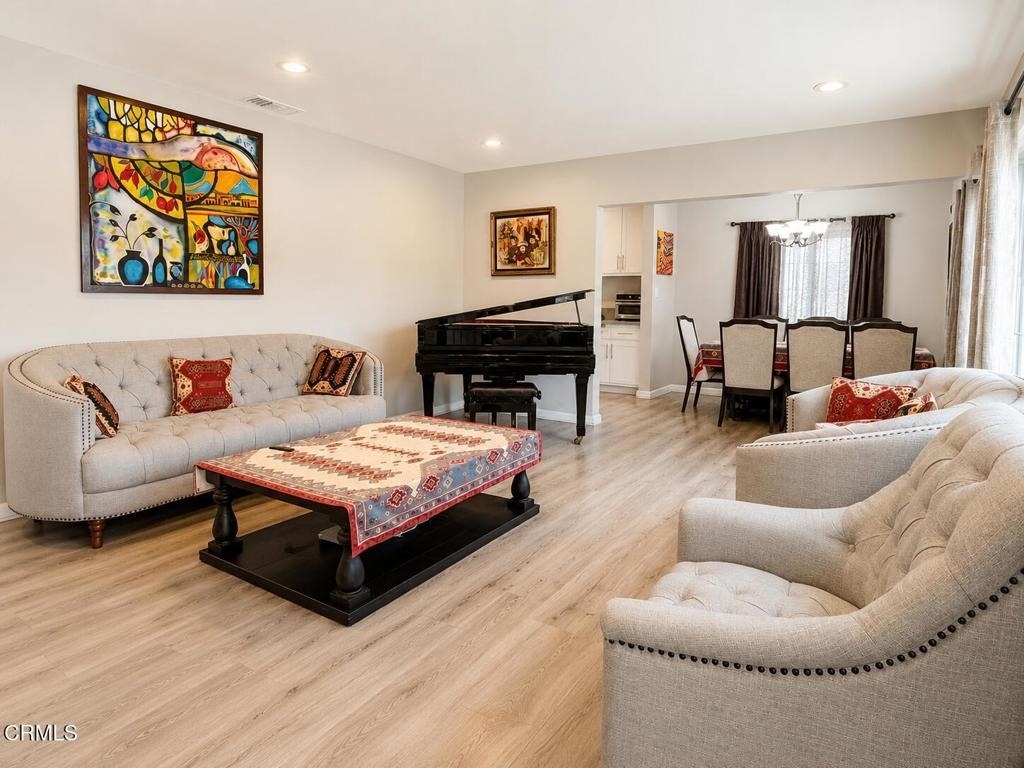 7330 Satsuma Avenue - Photo 17