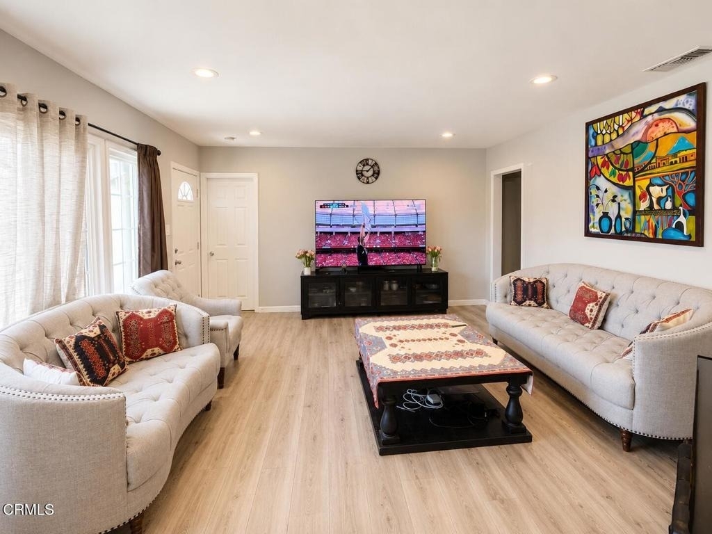 7330 Satsuma Avenue - Photo 18
