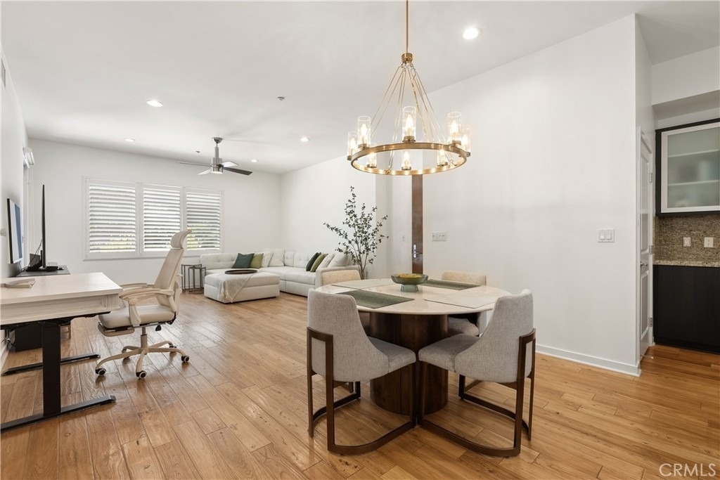 21 Gramercy - Photo 4