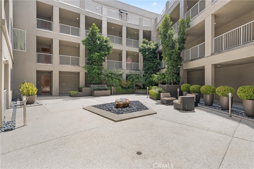 21 Gramercy - Photo 19