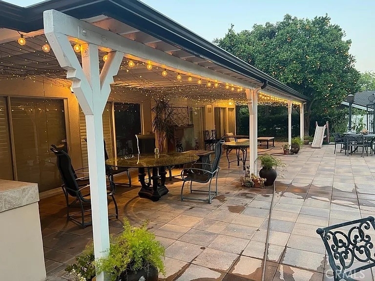 352 West Road - Photo 17