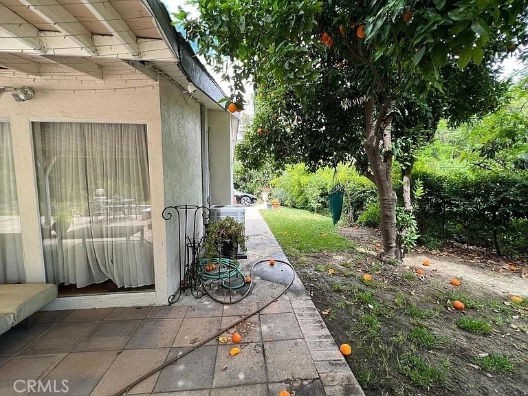 352 West Road - Photo 18