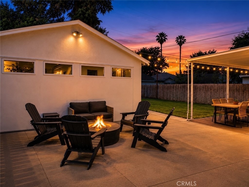 4586 Sunnyside Drive - Photo 41