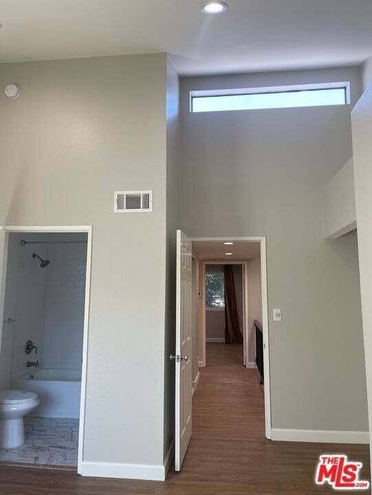 7327 Willoughby Avenue - Photo 7