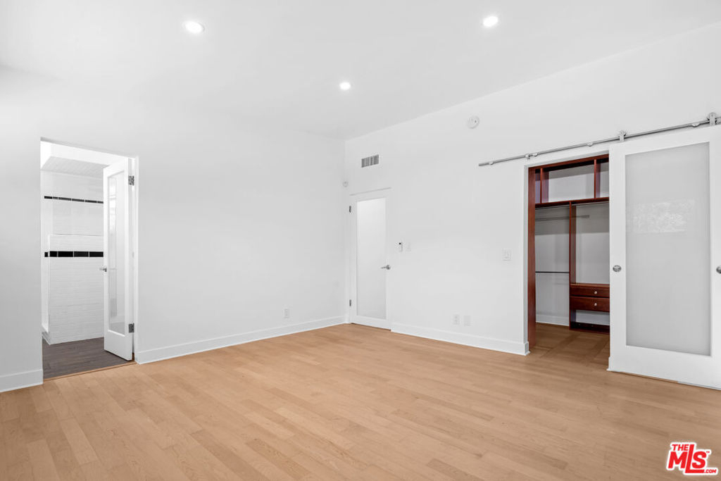 11770 Chenault Street - Photo 12