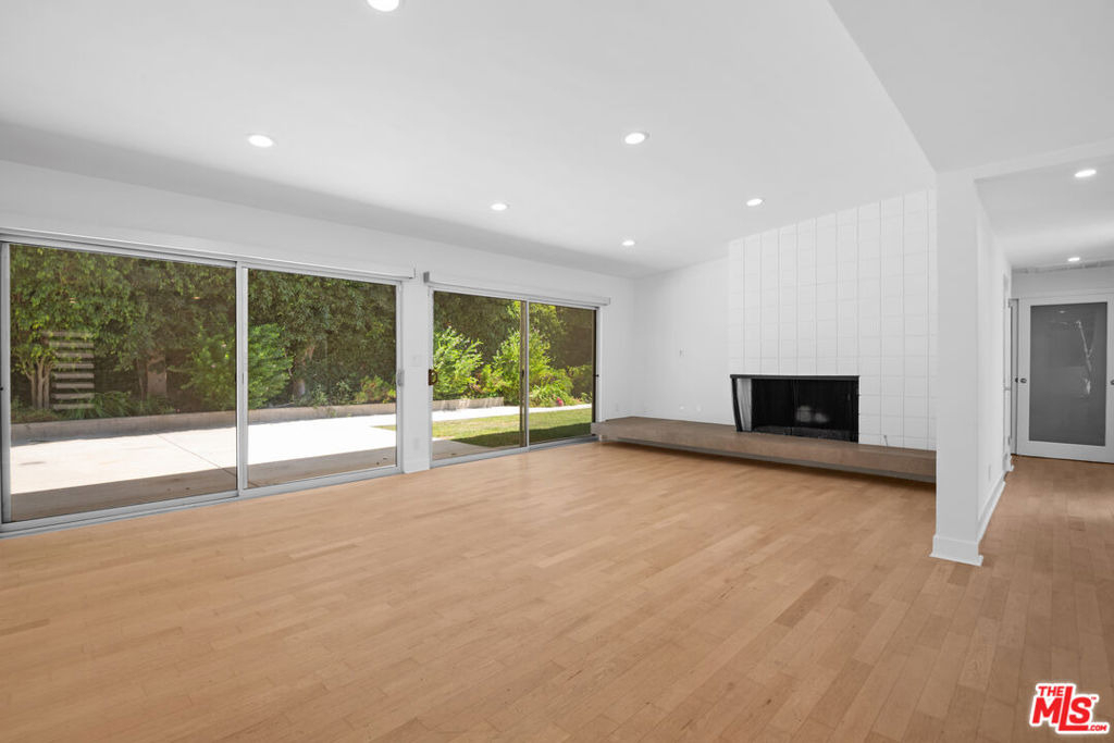 11770 Chenault Street - Photo 3
