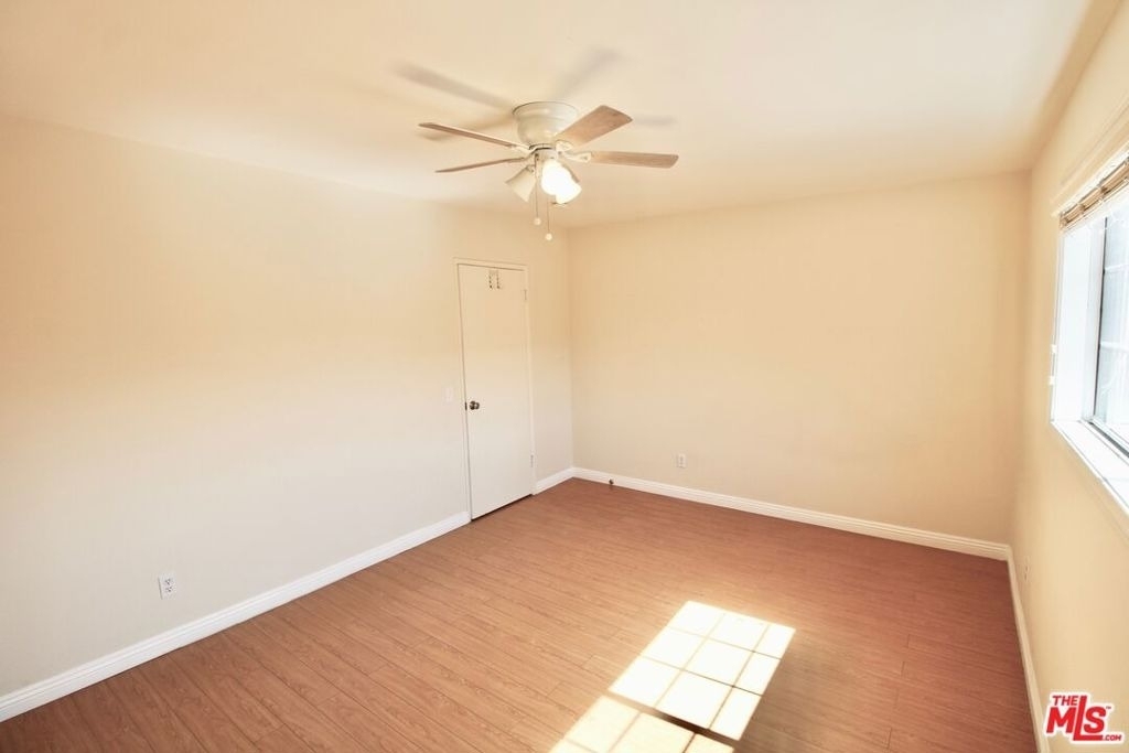 1319 E California Avenue - Photo 14