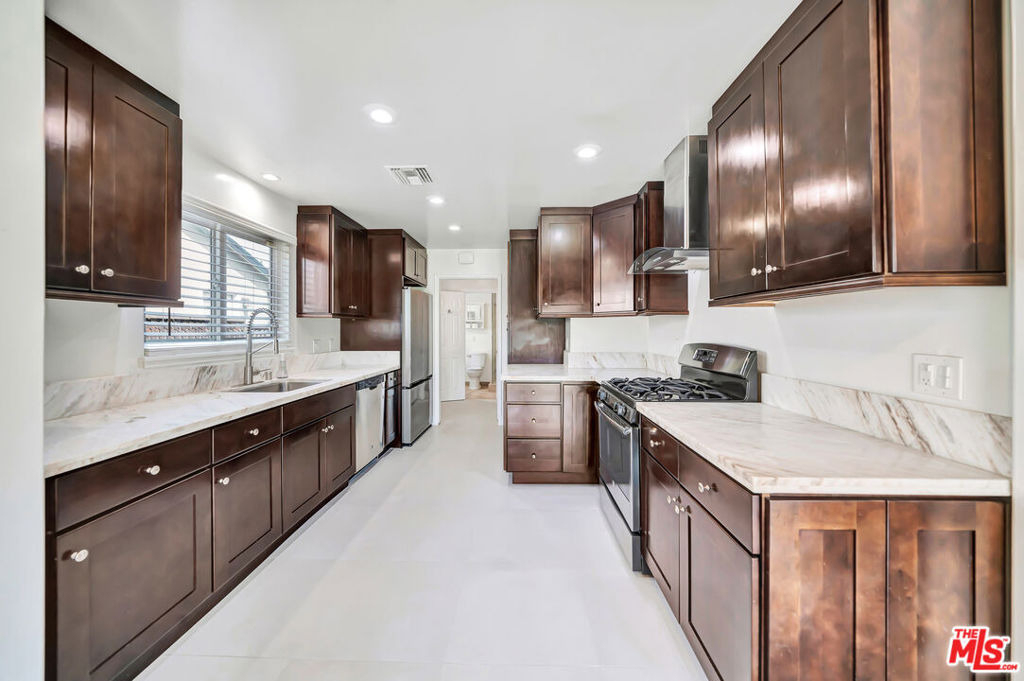 23008 Hamlin Street - Photo 1