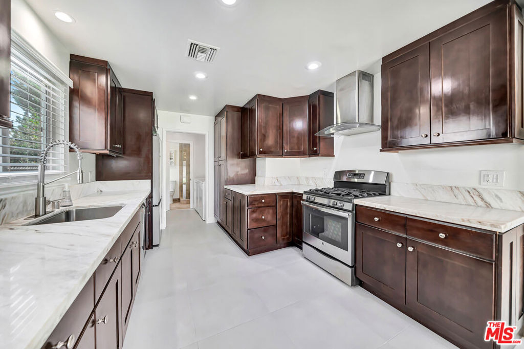 23008 Hamlin Street - Photo 0