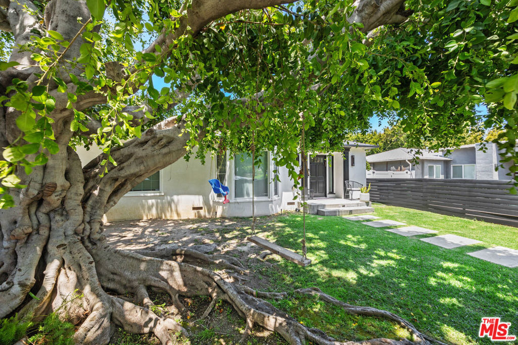 9007 David Avenue - Photo 41