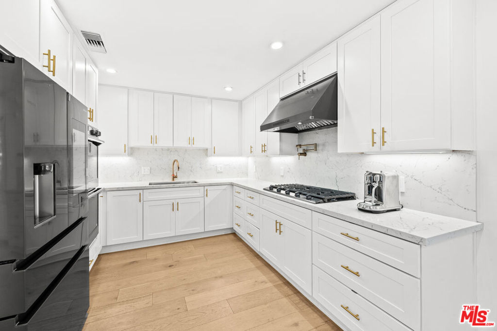 9007 David Avenue - Photo 14