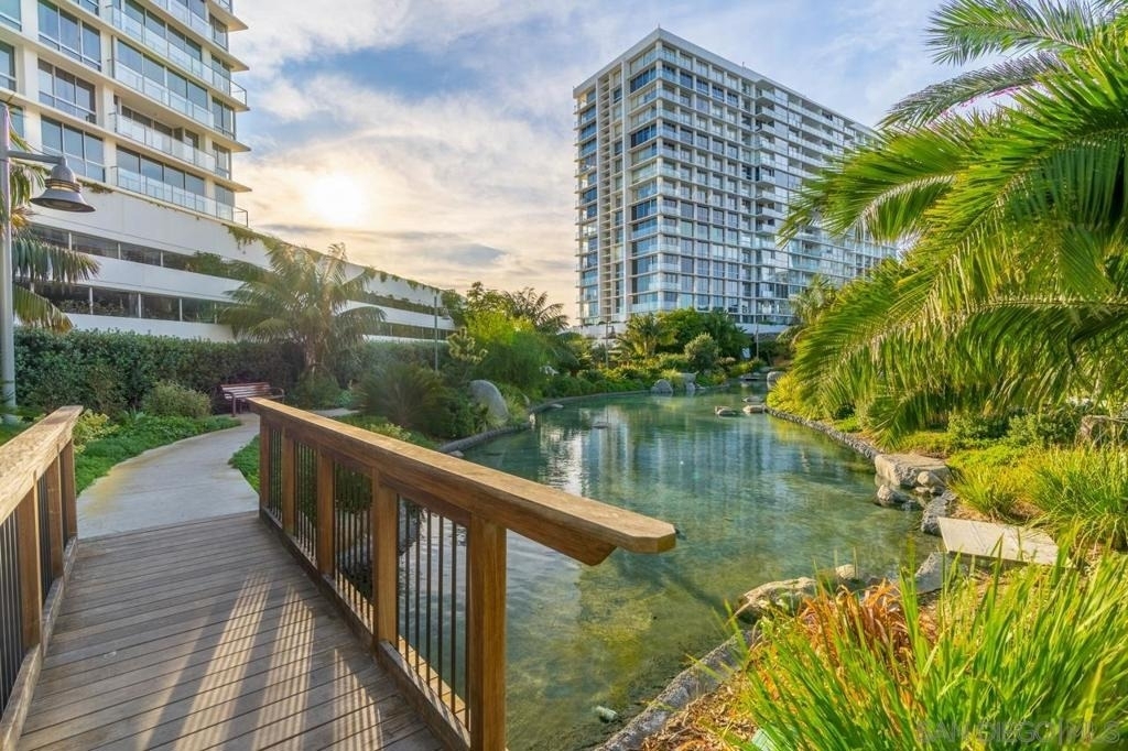 1810 Avenida Del Mundo - Photo 46