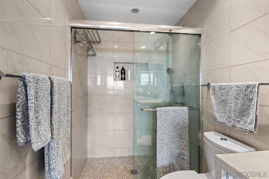 1810 Avenida Del Mundo - Photo 30