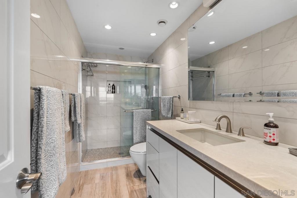 1810 Avenida Del Mundo - Photo 29