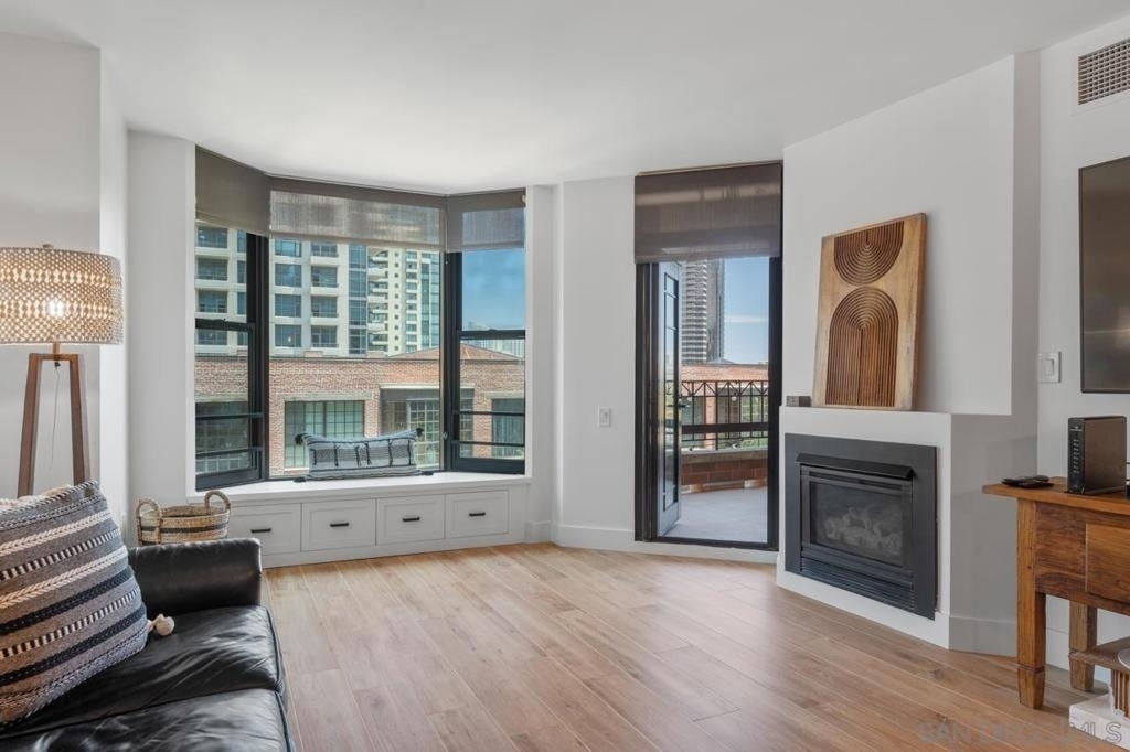 500 W Harbor Dr. - Photo 10