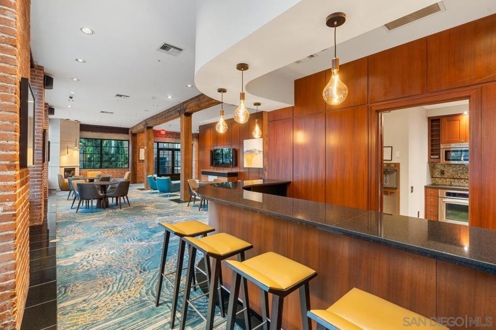 500 W Harbor Dr. - Photo 52