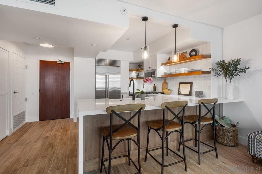 500 W Harbor Dr. - Photo 5