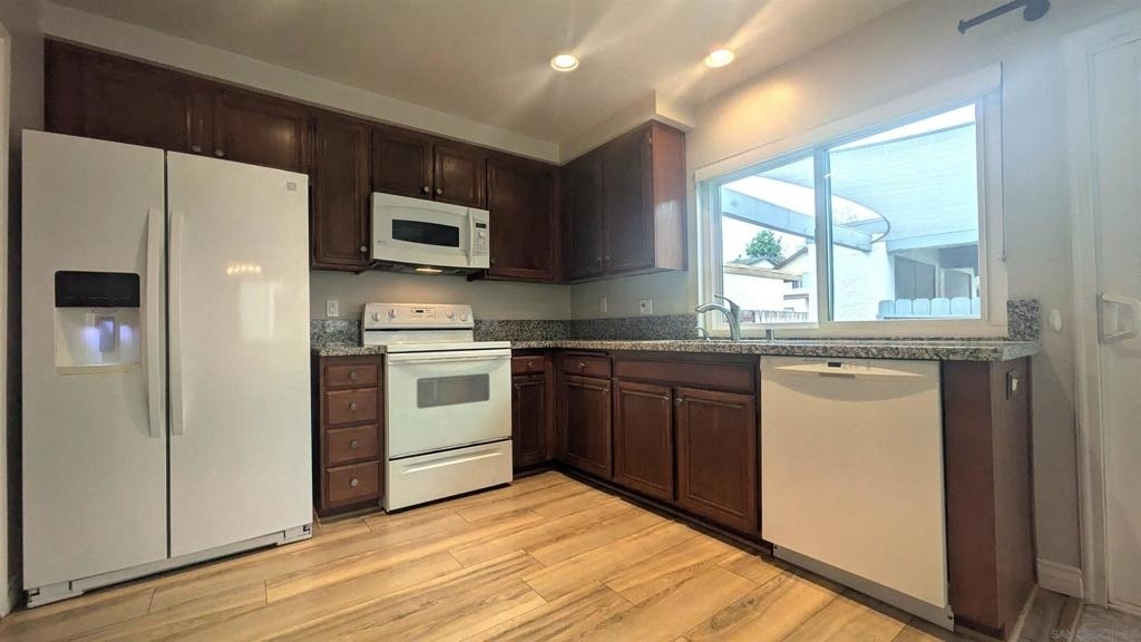 5057 Abuela Dr - Photo 5