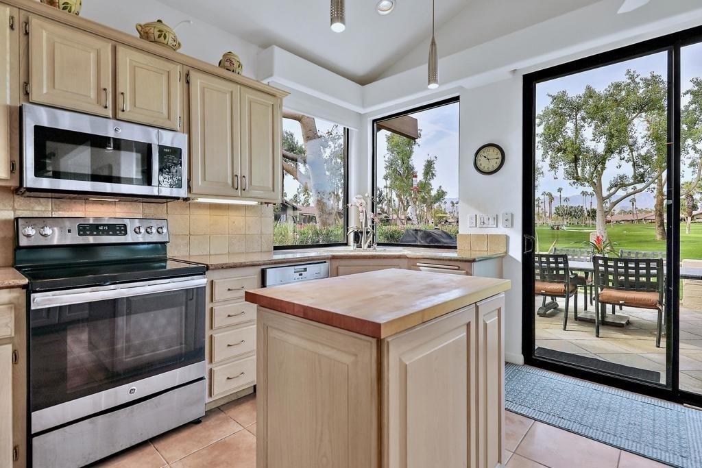 39 Blue River Drive - Photo 12