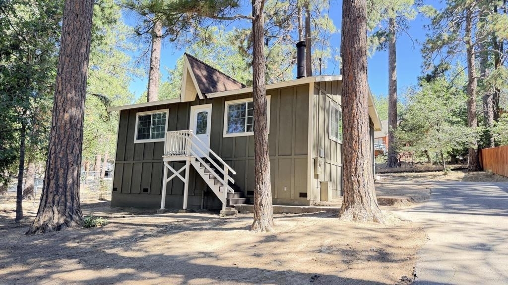 52830 Pine Cove Road - Photo 0