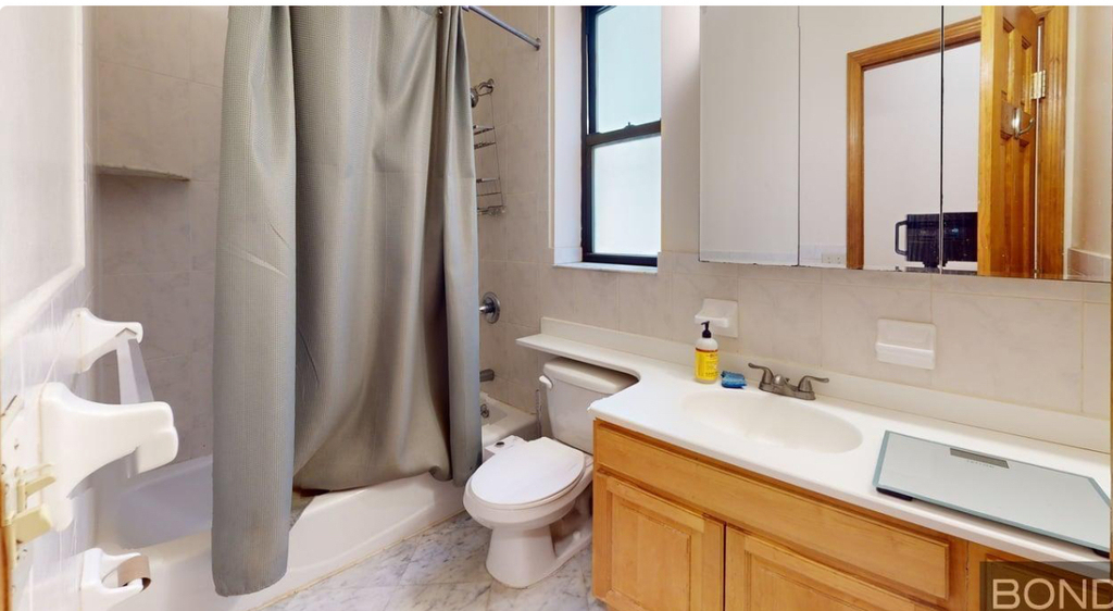 West 83rd Street - Photo 9