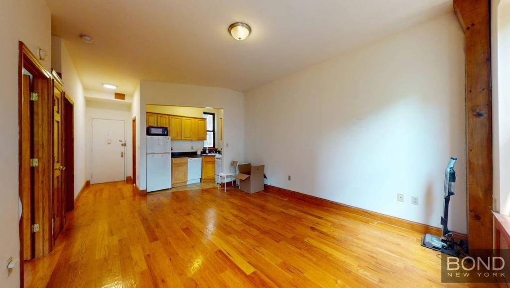 West 83rd Street - Photo 1