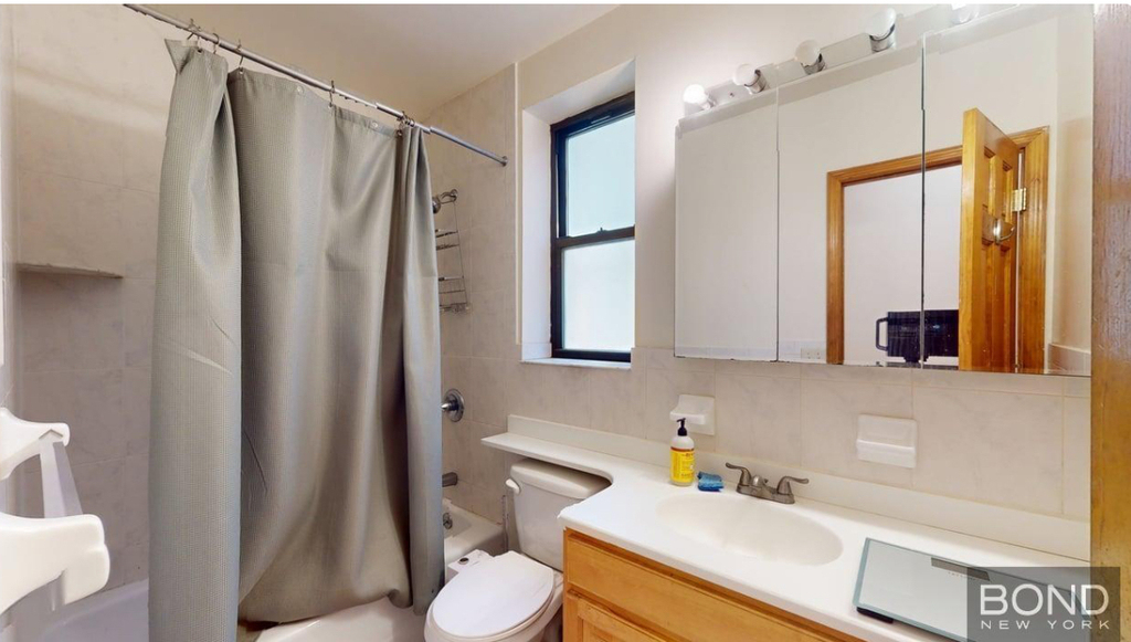 West 83rd Street - Photo 4