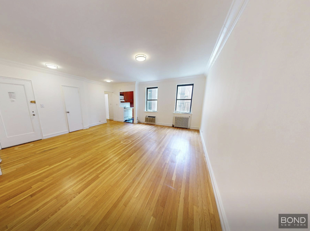 1680 York Avenue - Photo 1