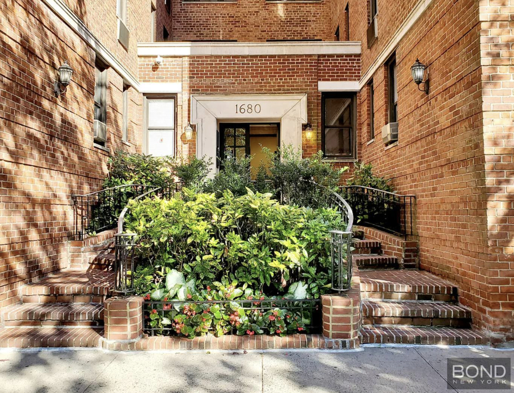 1680 York Avenue - Photo 7