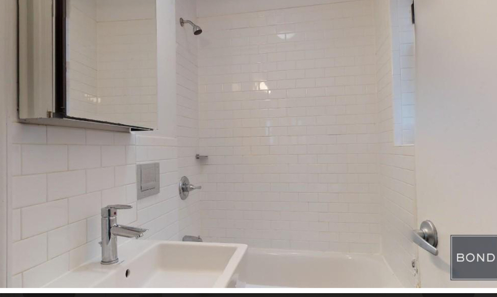 West 51th  Street  - Photo 10