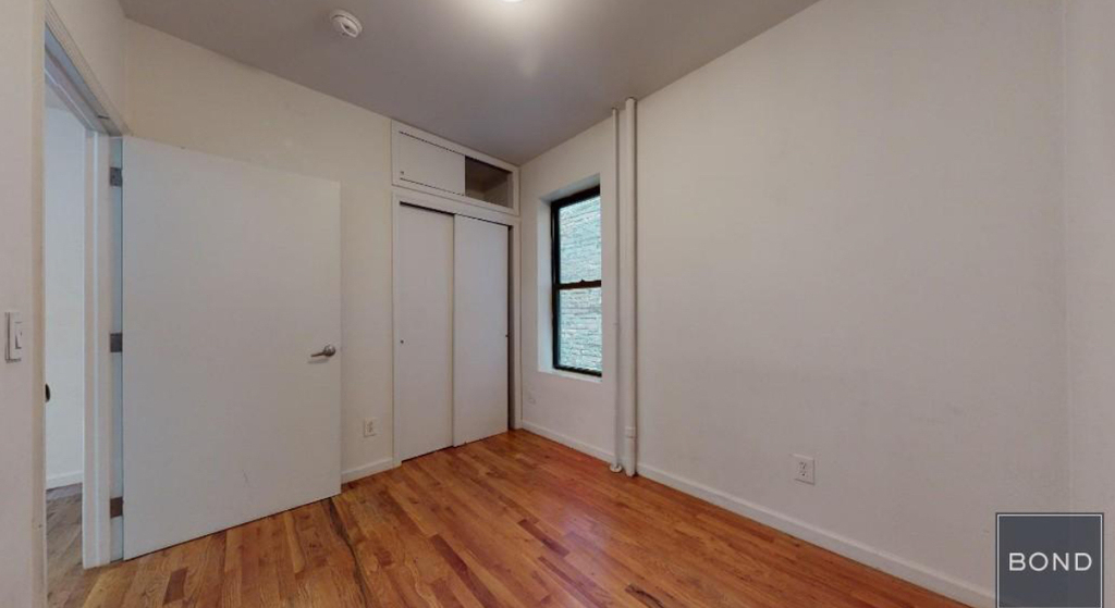 West 51th  Street  - Photo 8