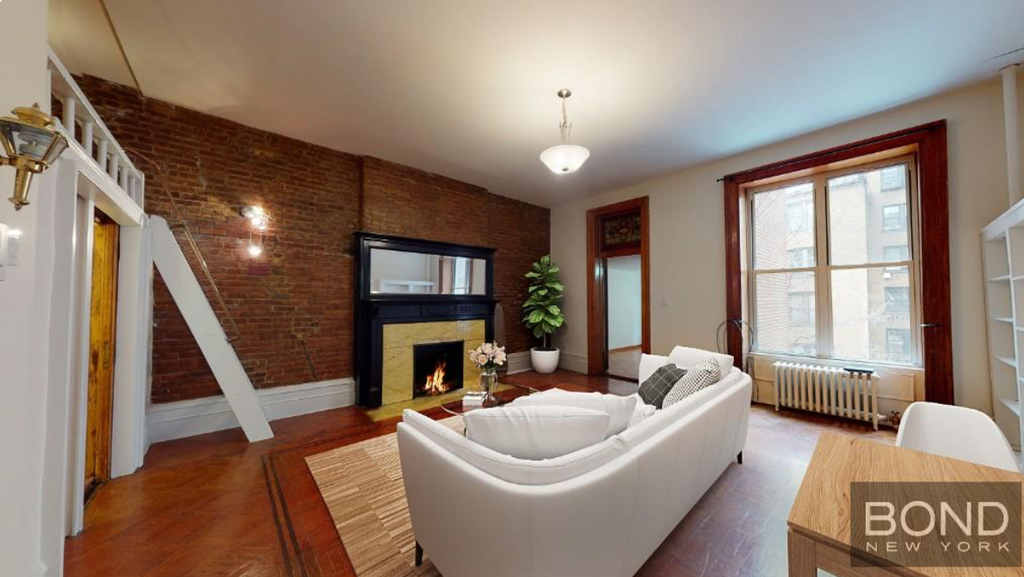 West 88th Street - Photo 0