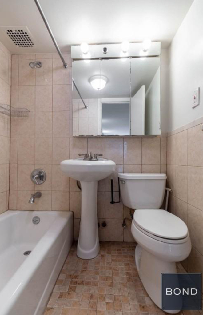 West 92nd Street  - Photo 8