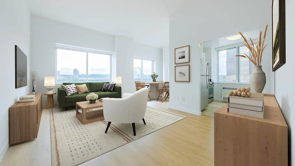 West 69th Street - Photo 0
