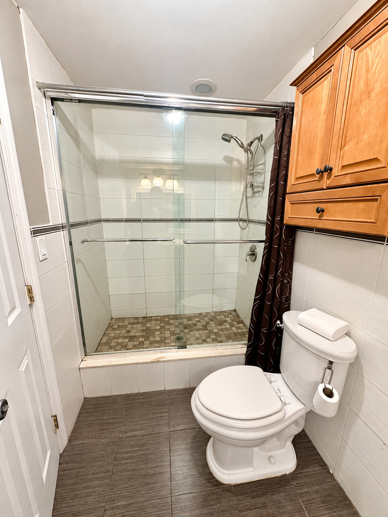 Davis Avenue and Castleton Avenue  - Photo 5