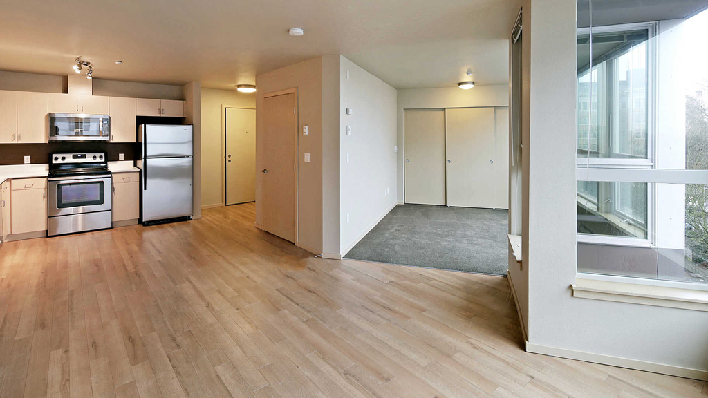 1530 15th Ave - Photo 9