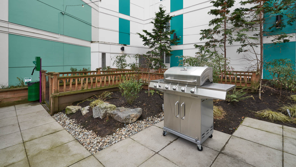 1530 15th Ave - Photo 23
